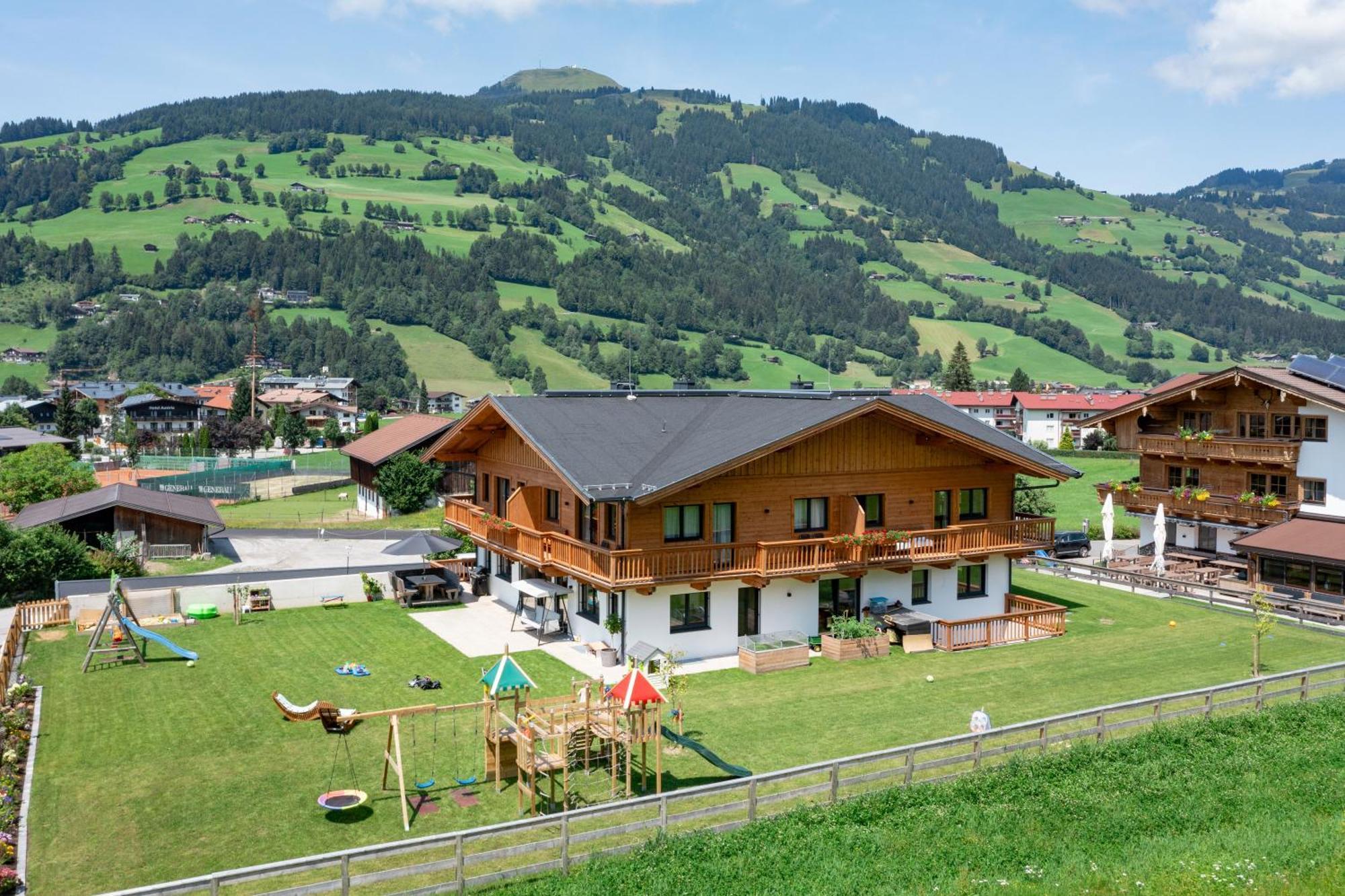 M&M Appartements Brixental Westendorf Extérieur photo